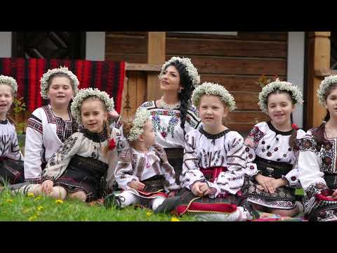 Mihaela Florea și grupul „Flori din Bucovina” - Frumos mai canta mierla (videoclip oficial) (4k)