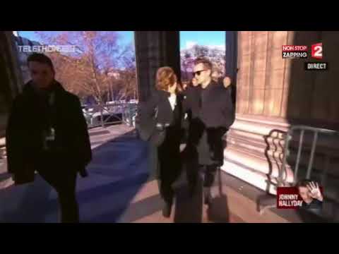 Hommage à Johnny Hallyday   David Hallyday, Nathalie Baye, Laura Smet et Sylvie Vartan arrivent à l'