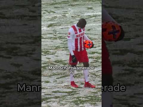 Die Spieler konnten den Elfmeterpunkt nicht finden 😅