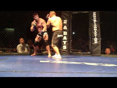 IXFA Feb 2011  - Shawn Machado vs Tony Orozco