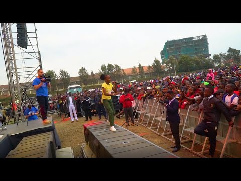 FUNGA MDOMO live performance with Guardian Angle @ SALVATION HEALING CRUSADE DAY 4 Jacaranda ground.