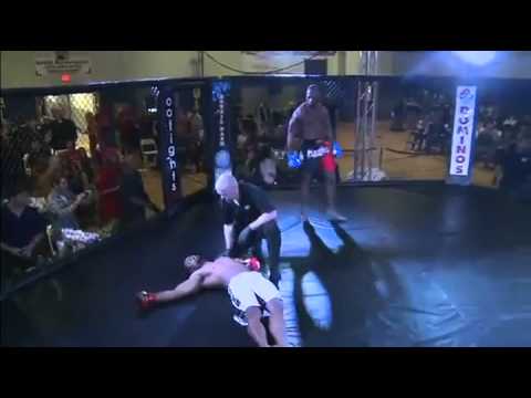 MMA Fighter Knocks Out Opponent In A Match In 3 Secs !!!