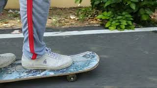 preview picture of video 'How simply start a skateboard on road.'
