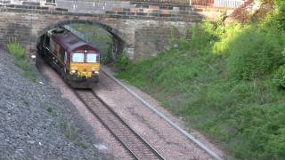 preview picture of video 'Empty EWS/DBS coal train in Alloa on 21/5/09'