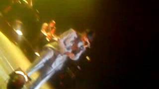 RADIO 1 SWITCH 2008 LIVE!!! NE-YO TOWEL FIGHT