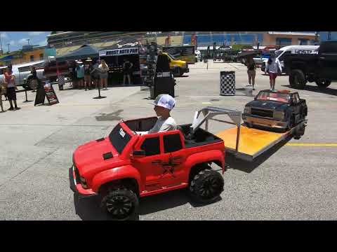 Cosmo Tire, Florida Truck Meet 2022