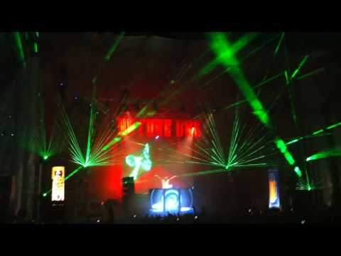 Armin Van Buuren Live @ Nature One 2010 (Cirez D v AvB - On Off Love [Armin Van Buuren Mashup])