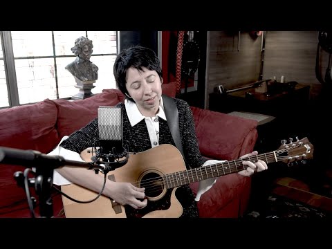 Mean Mary - I Walk with Amazing Grace