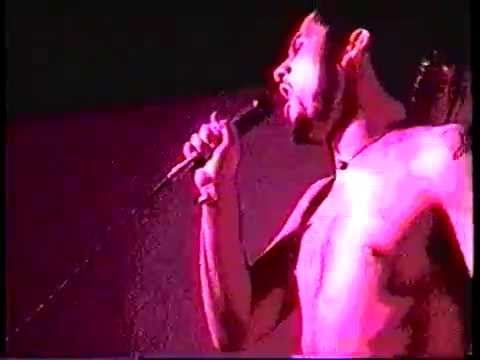 Alex Lug - Plasti-K (en vivo)