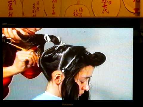 Making "wareshinobu" maiko-hairstyle