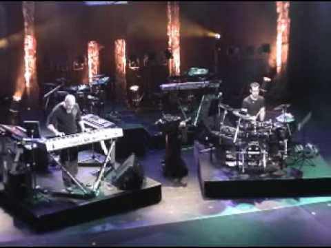 Jordan Rudess & Charlie Zeleny Duo: Over the Edge