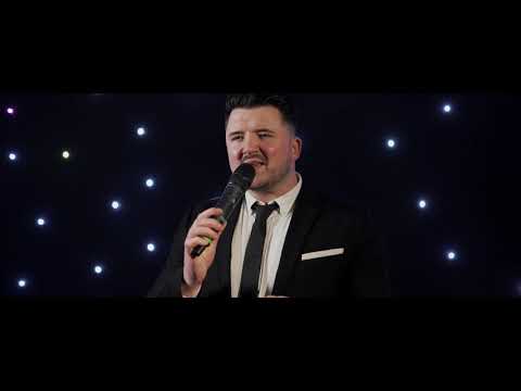 An Evening With Michael Bublé - Ian James