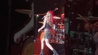 Everybody Gonna Talk - Carly Pearce