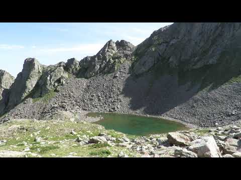 Lago della Maura 2376 m - Valle Gesso.