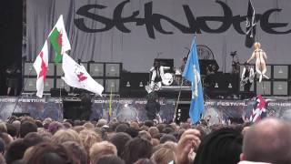 Skindred - Rat Race / Roots Rock Riot (Sonisphere UK, 2010 HD)