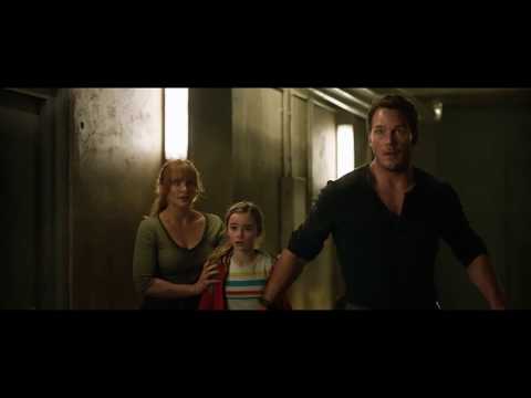 Jurassic World: Fallen Kingdom-Mills trying to steal Maisie from Claire and Owen's daugther