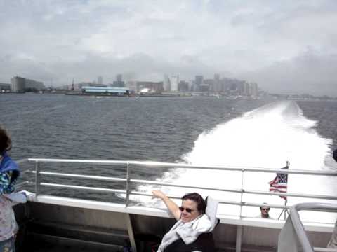 Nadia Cinque: Boston2009-Gita sul catamarano per avvistare le balene