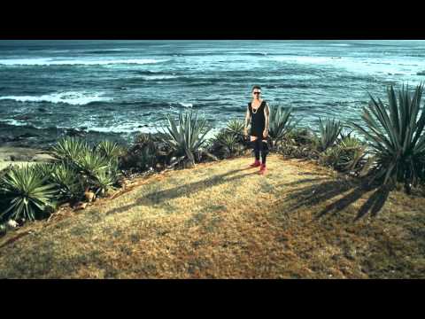 download lagu mp3 mp4 Inna Featuring J Balvin, download lagu Inna Featuring J Balvin gratis, unduh video klip Inna Featuring J Balvin