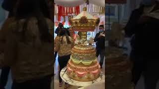 அம்பானி வீட்டு பர்த்டே பார்ட்டி பாருங்க   ! அசந்து போயிடுவீங்க