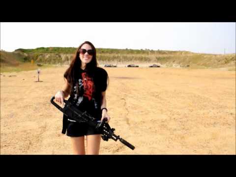 Brittney and the KAC Chainsaw.