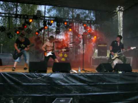 Raaka-Aine - Varjojen Valtakunta