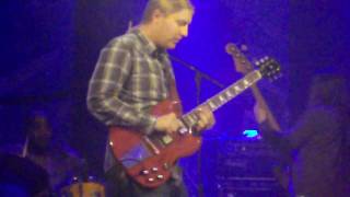 Derek Trucks Band - So Close, So Far Away