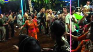 preview picture of video 'Ronggeng-Tayuban-Seni Ibing Sunda Giri Santika'