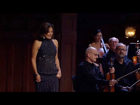 Denise Donatelli - My Shining Hour (Live at Smetana Hall, Municipal House in Prague)