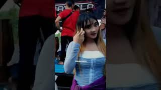 Download lagu KECANTIKAN DIFARINA INDRA DARI DEKAT SUNGGU MEMPESONA DAN MENGHIPNOTIS KAUM ADAM mp3