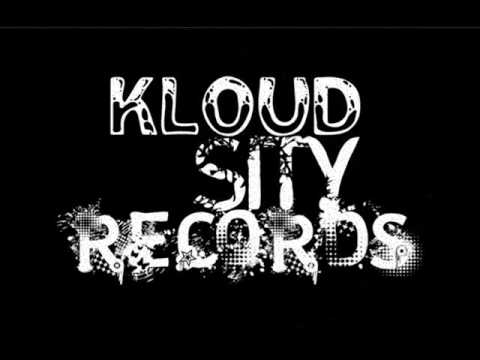 Kloud Sity Blend - IN THE STUDIO ORIGINAL - Lando Kloud Ft. Hyper Sniper & Tapewerm