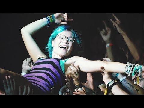 download lagu mp3 mp4 Punk Rock Holiday 2019, download lagu Punk Rock Holiday 2019 gratis, unduh video klip Punk Rock Holiday 2019