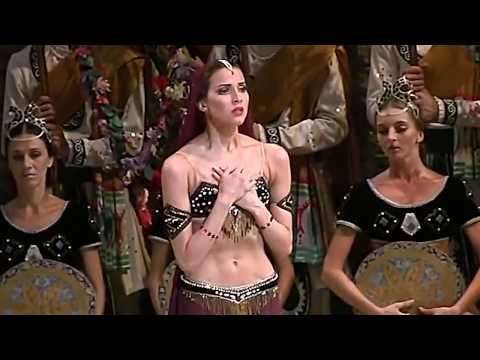 Alina Somova/ Алина сомова  "Nikia Chooses Death" Incredible emotion, her boureés are mesmerizing!