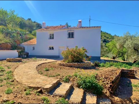 AX1235 Cortijo El Escondido, Montes de Malaga /Comares area