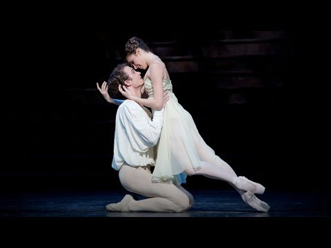 5 of the Most Romantic Pas de Deux in Classical Ballet