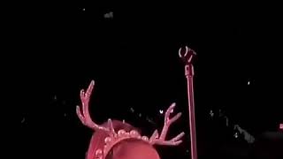 Ariana Grande - Winter things live