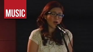 Zia Quizon - &quot;Pumapatak Na Naman ang Ulan&quot; Live!