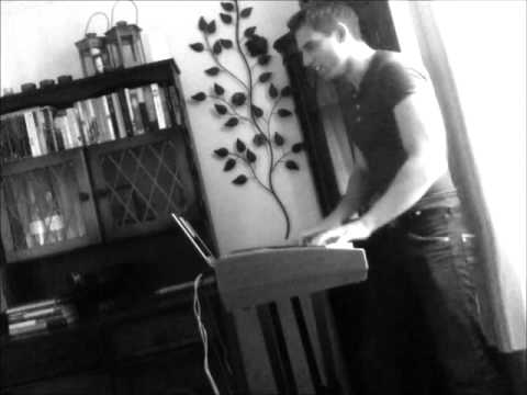 Lady Gaga v Kate Bush