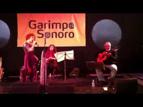 Sambíssima Trindade: Beija-me