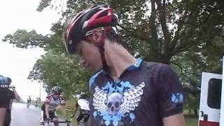 preview picture of video 'BTG Report: 2011 O-Cup Road Series #7 Niagara Classic, Cadet Men'