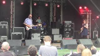 WITCHING WAVES (Live @Indietracks) (31-7-2016)