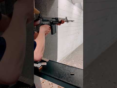 Shooting the British FN FAL (L1A1) #guns #gun #shortsvideo #shortvideo
