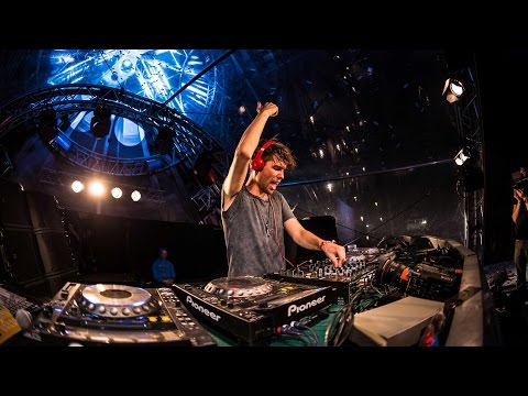 Q-BASE 2016 | Atmozfears