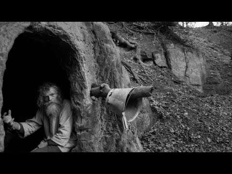 BIZÁR  (Josef Klíma: Jak jsem přežil devadesátky)