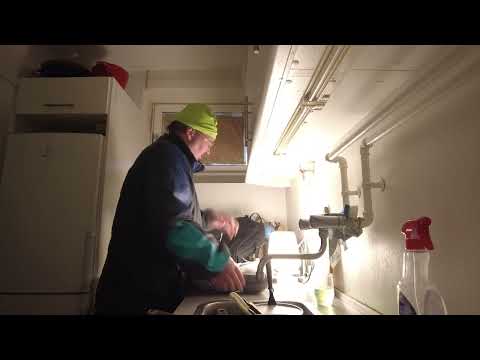 MongoTV_8475 - Del 2 - CYKLER TIL LIDL EFTER BILLIG COLA OG HÆVE KONTANTER - FIK SPÆRRET MIT KORT