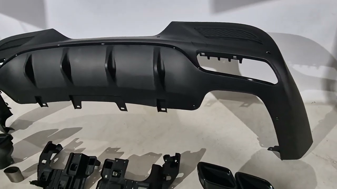 Mercedes GLE Coupé C292 2015–2019 Zadní difuzor s koncovkami Black (v designu GLE63) Video 1