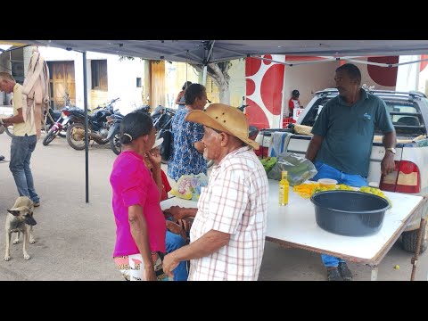 Na feirinha de verdejante Pernambuco Bida e seu Pedro Jacó marcando presença 
