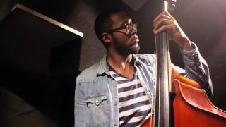 (U)nity is power Solo series video 2: CHRIS SMITH BASS SOLO