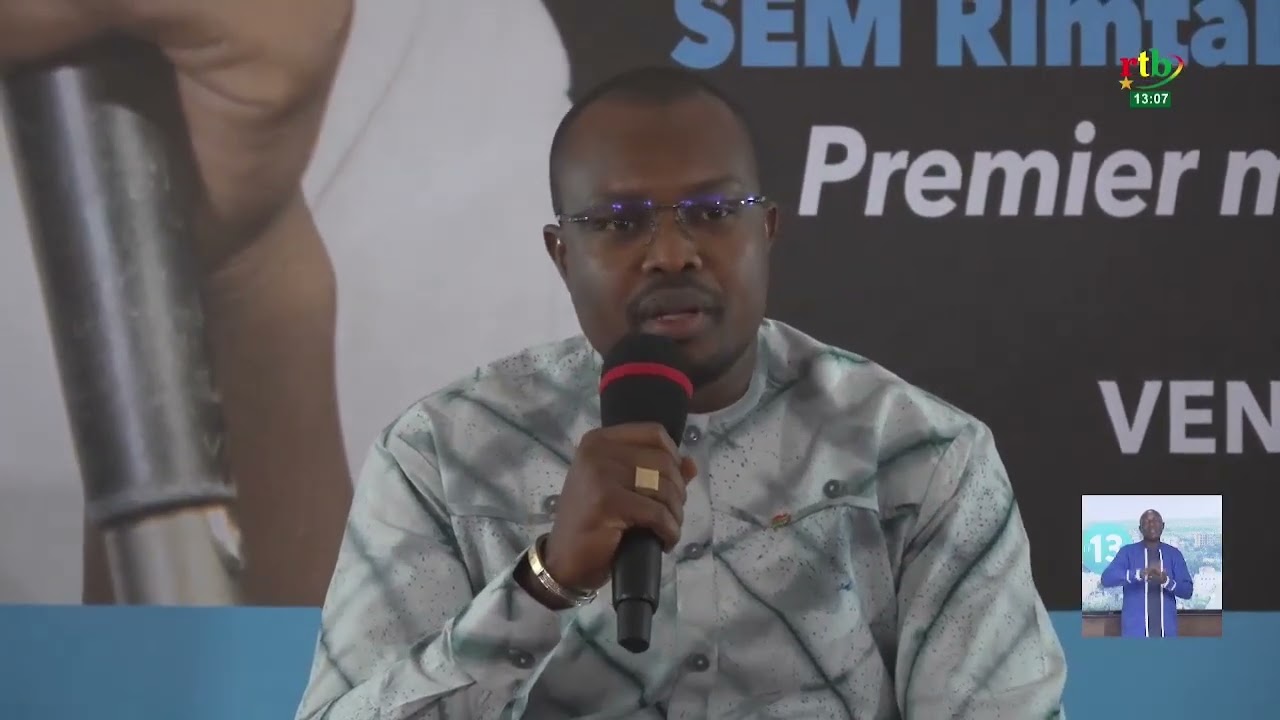 Journée mondiale de l’Enfant: le Premier ministre prend langue avec les enfants burkinabè