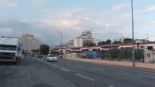 preview picture of video 'TER leaving Villeneuve-Loubet-Plage station'