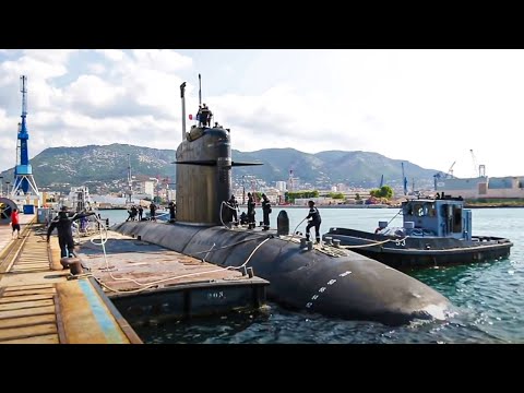 एमराल्ड, एक परमाणु पनडुब्बी हमले के लिए तैयार